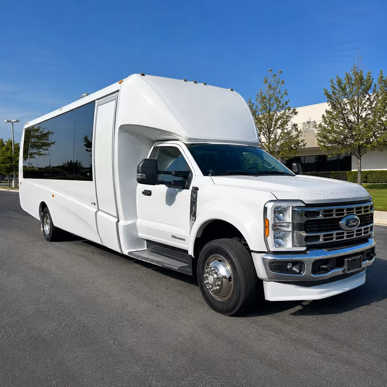 start your spokane valley wine tour the right way with a bus that fits your group